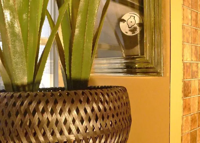 2 Room Suite City Centre