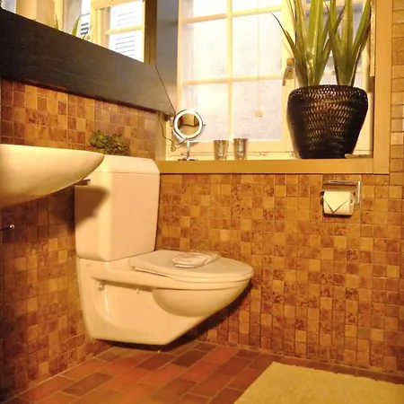 City Backpacker Biber Hostel *